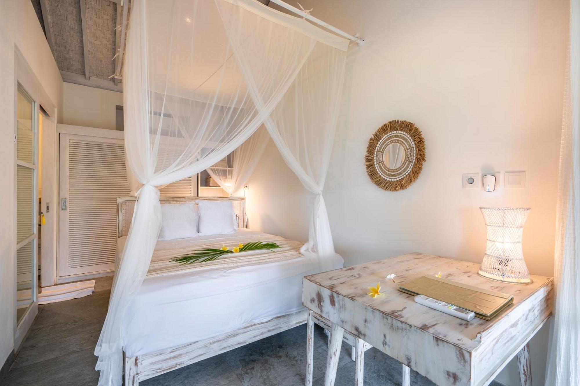 Shunyata Villas Bali Seraya Exterior photo